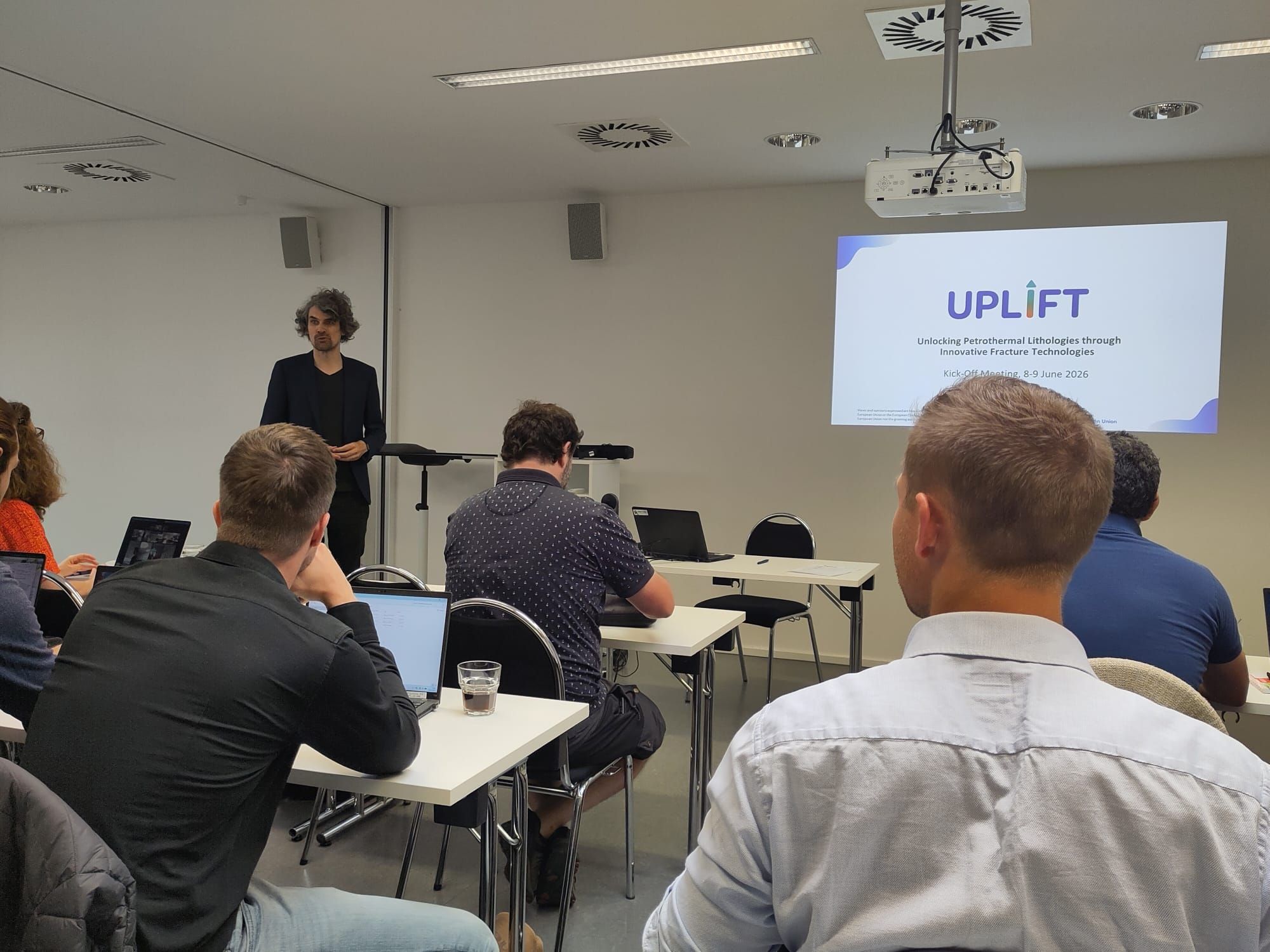 Hannes Hofmann, UPLIFT Technical Coordinator (GFZ), presenting during the kick-off meeting.